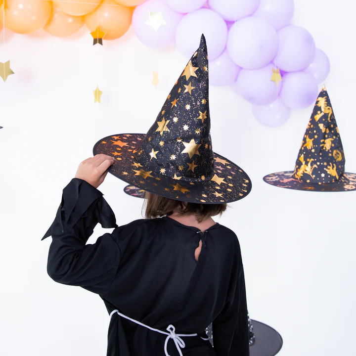 136140-2 Raganos kepurė Stars juoda ir auksinė 38x32cm