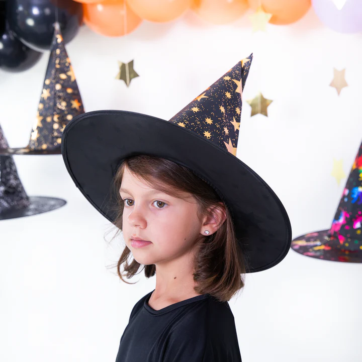 136140-4 Raganos kepurė Stars juoda ir auksinė 38x32cm