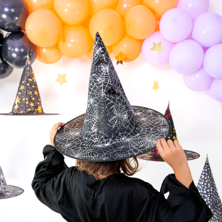 Juoda ir sidabrinė voratinklio raganos kepurė 38x32cm