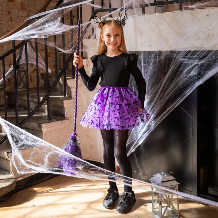 Helovino raganos šluota, violetinė, 120 cm